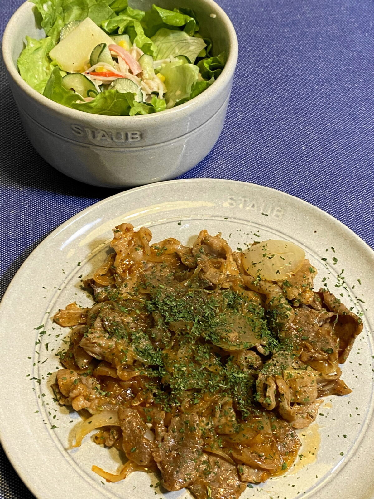 ポークBBQとカラフルポテトサラダ