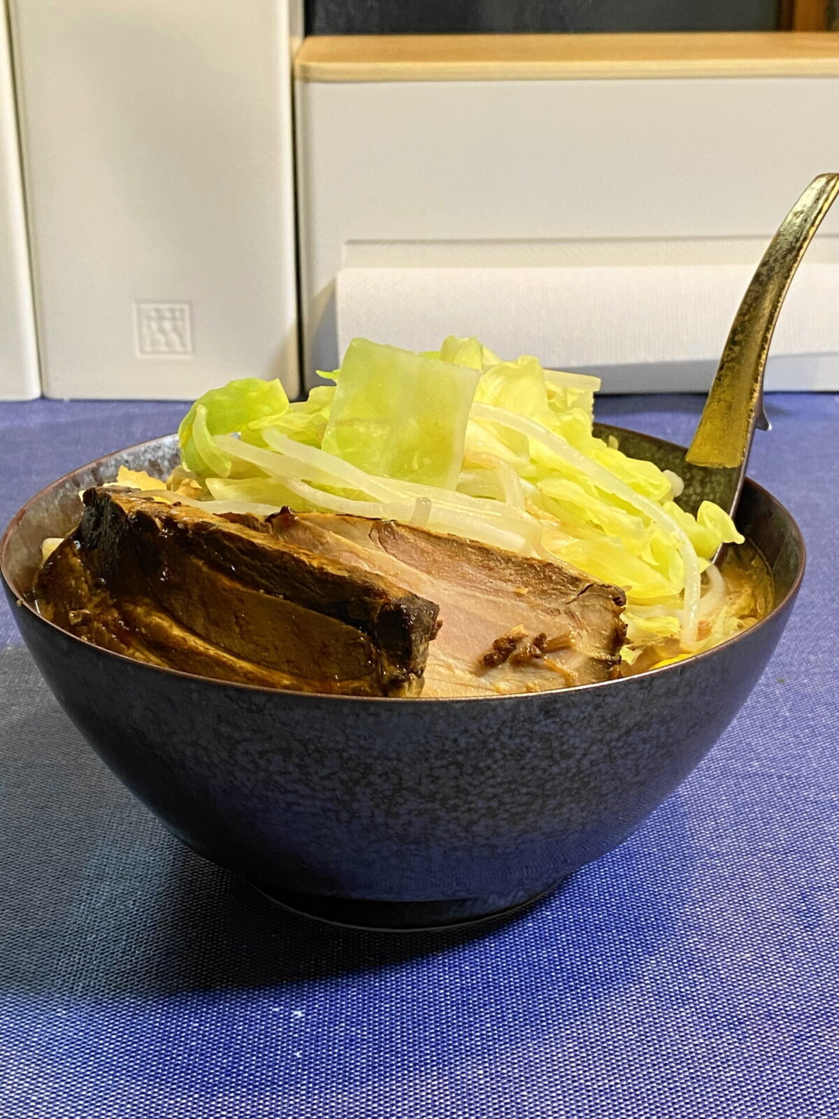 ラーメンを入れた究極のラーメン鉢