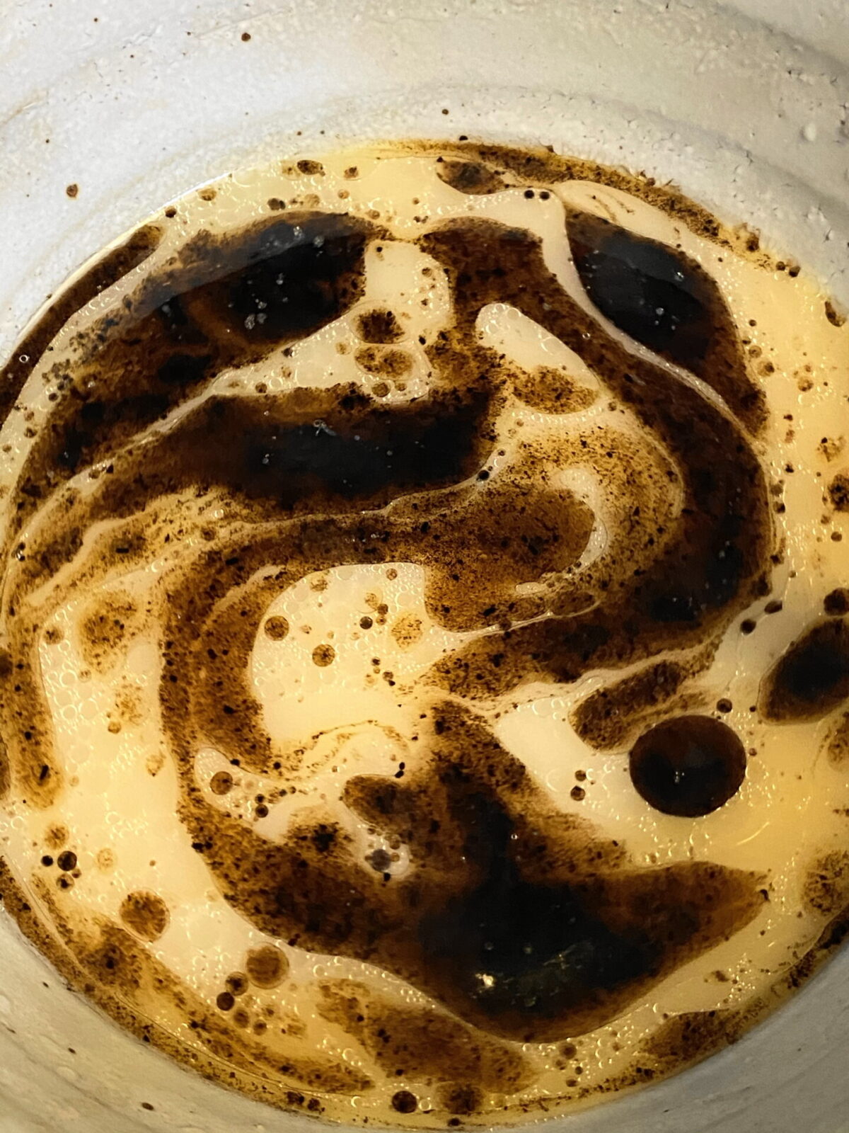 とんこつスープと焦がしにんにく油