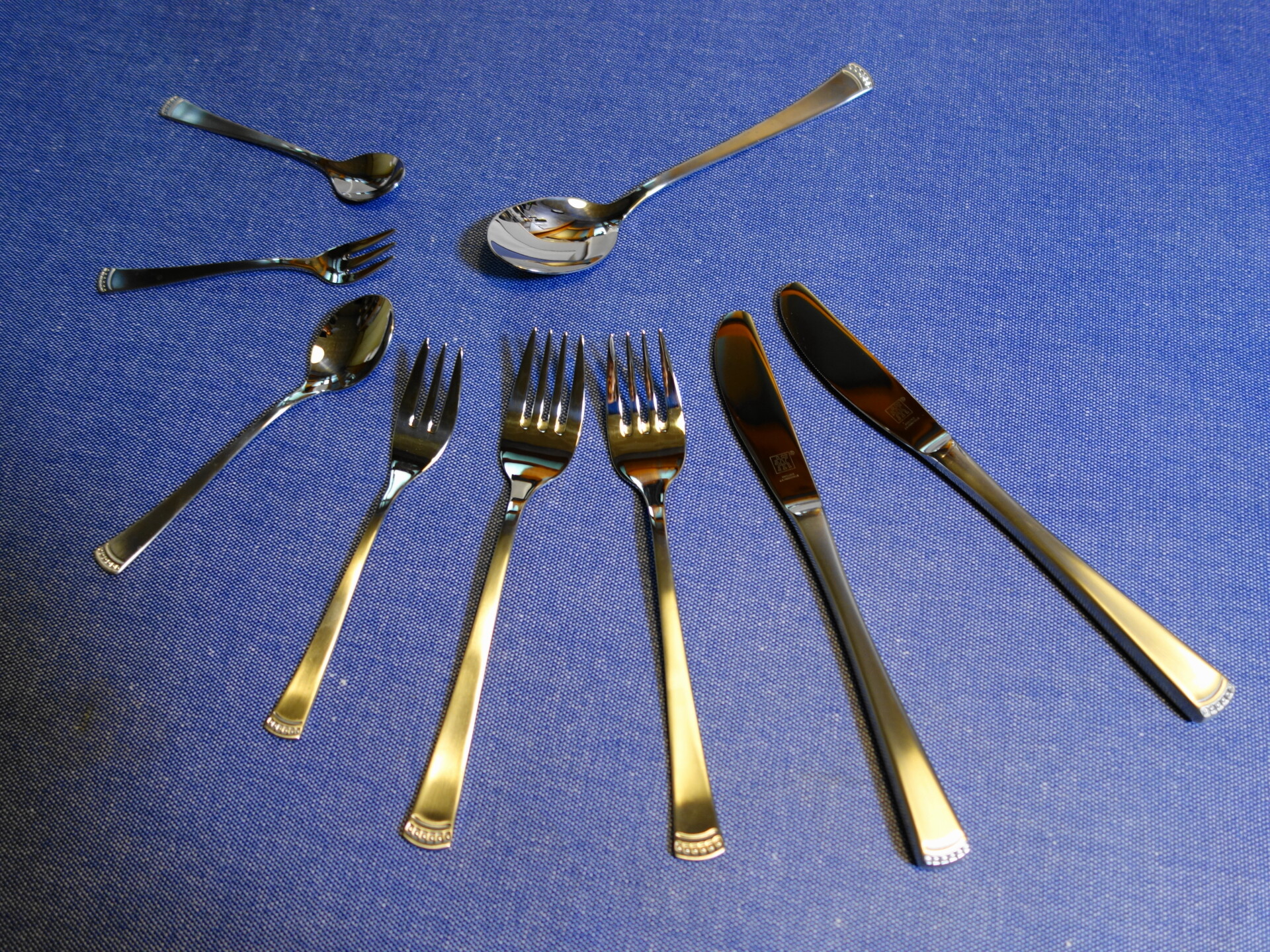 ツヴィリングでカトラリーの歴史や置き方について学ぼう スタディfood