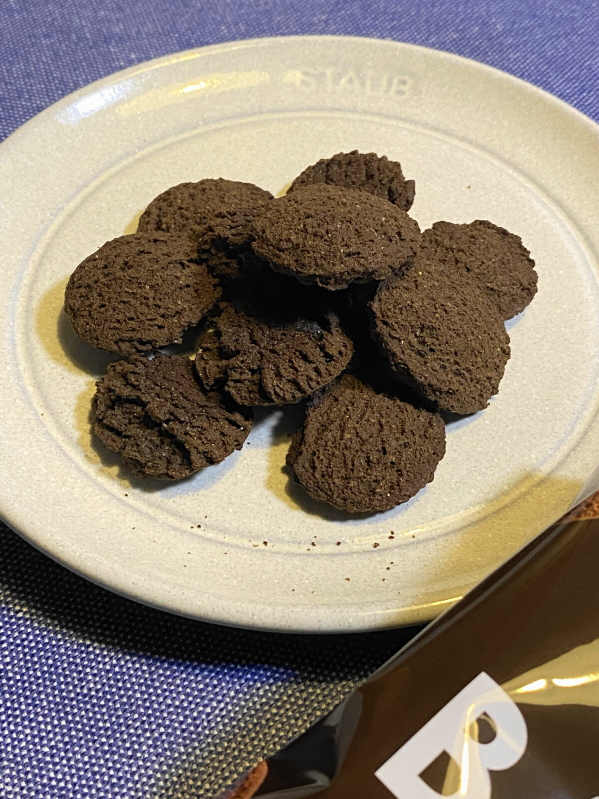 BASE Cookiesのココア味