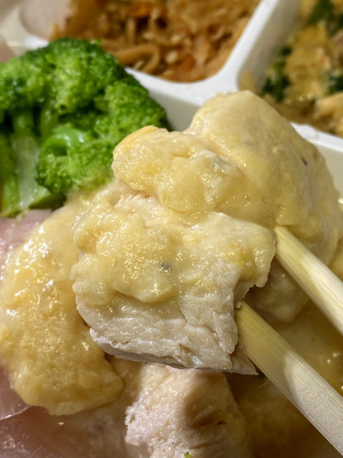 チキンソテーの断面