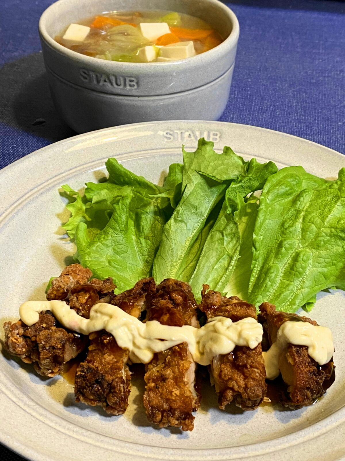 タルタルチキン南蛮ととろとろあったかなめこ汁