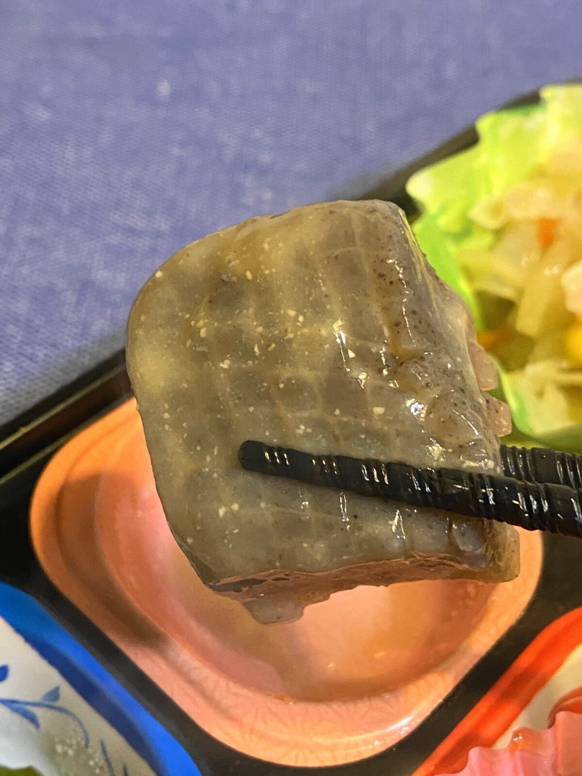 みそコンニャクの表面