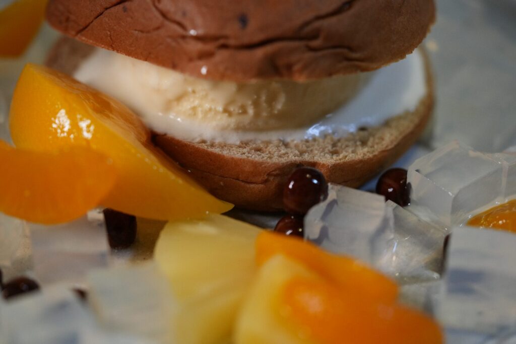 あんみつ風にしたベースブレッドこしあん