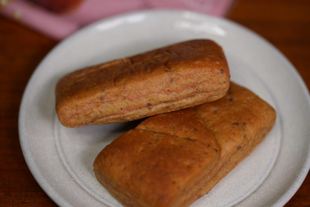 BASE BREADストロベリー