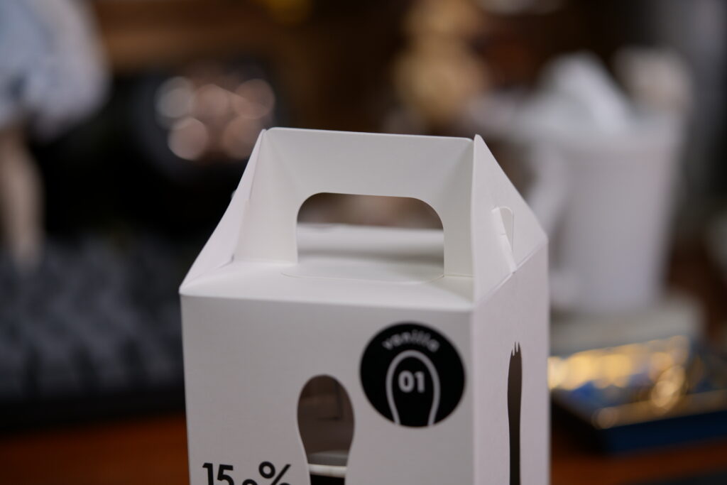 15.0％アイスクリームスプーンの凝ったパッケージ