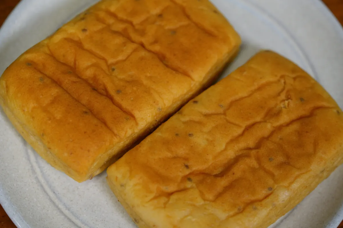 BASE BREADミルクの外観