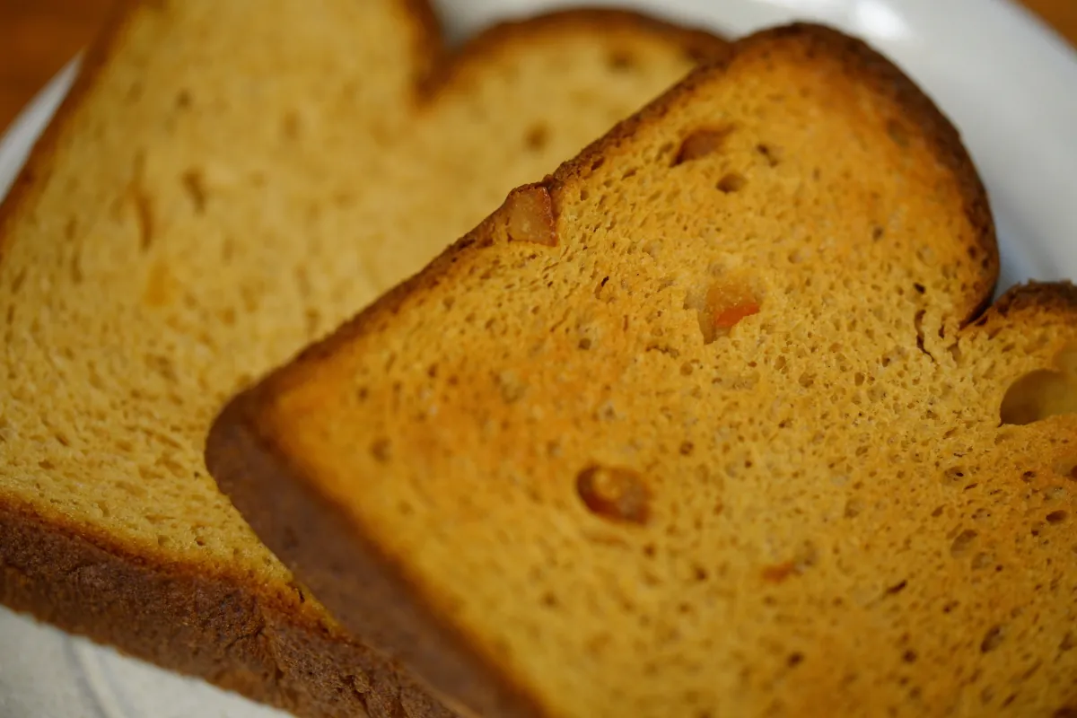 BASE BREADミニ食パンオレンジの外観
